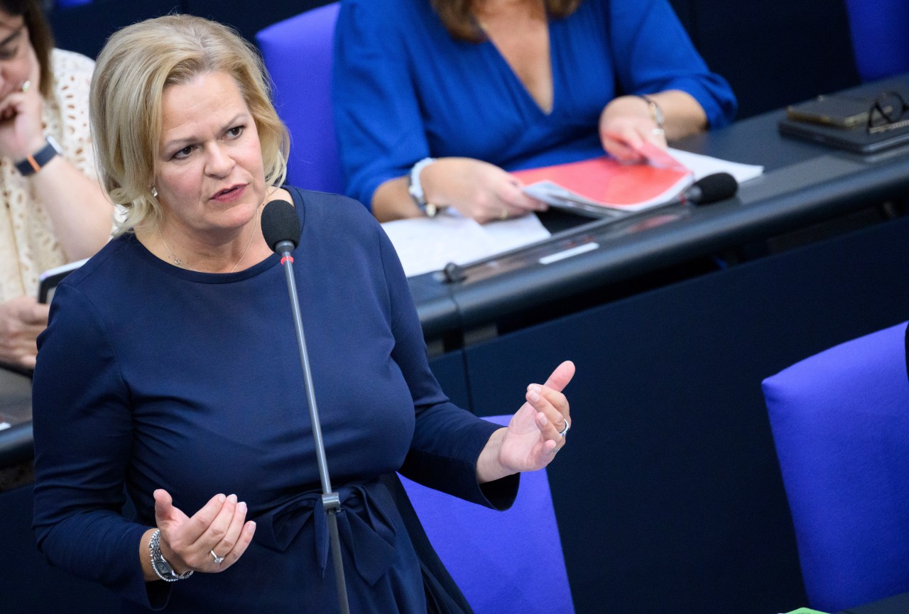 German Interior Minister Attributes Low Migration To Border Controls
