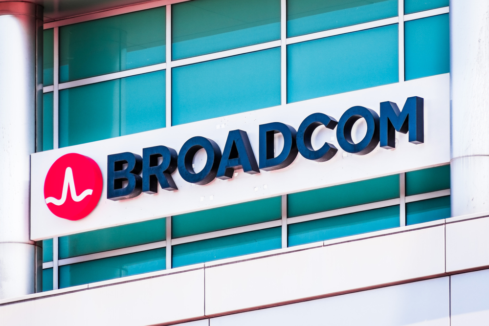 AT&T Sounds Alarm: Broadcom's VMware Deal Leads To 1,050% Cost Surge