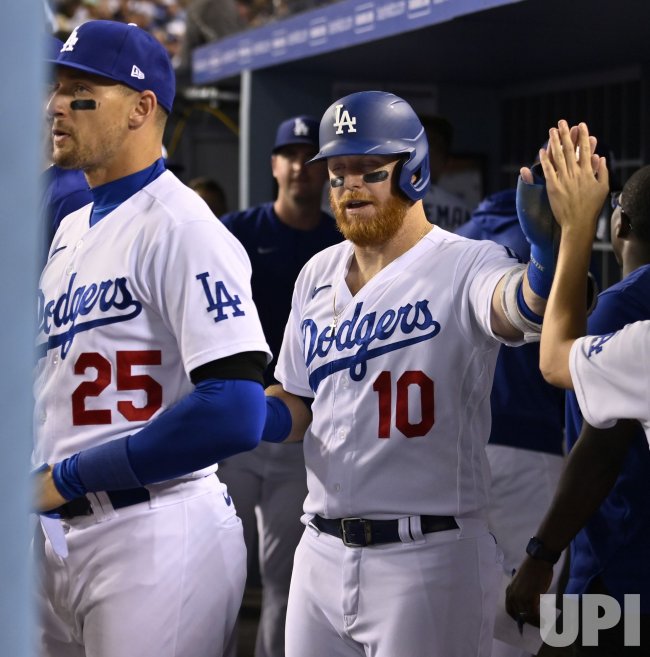 Brewers' Nine-Base Steal Record Fuels Blowout Win Over A's Brewers' Nine-Base Steal Record Fuels Blowout Win Over A's