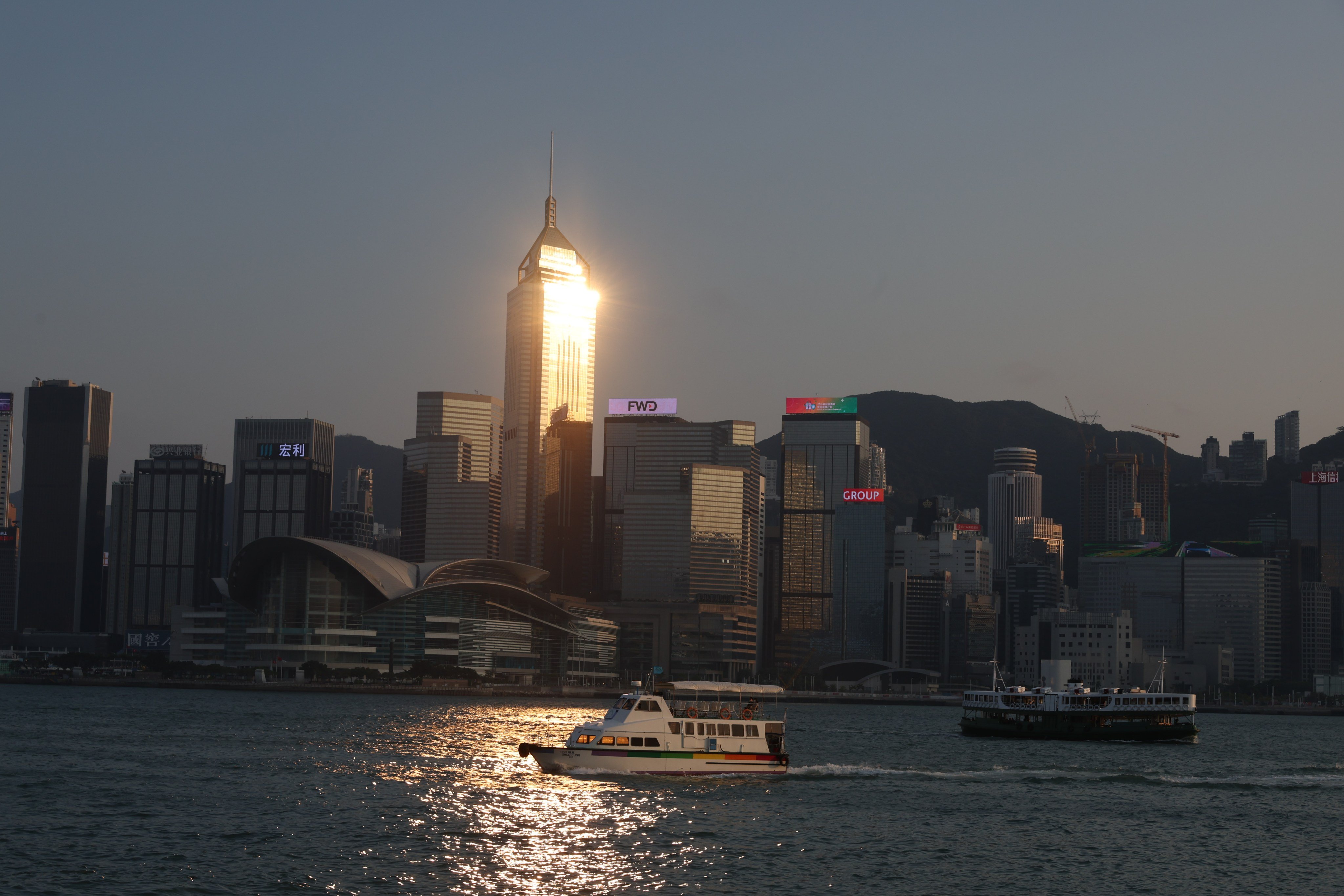 Hong Kong Market Sees Chinese Stock Rally Following Trade News Hong Kong Market Sees Chinese Stock Rally Following Trade News