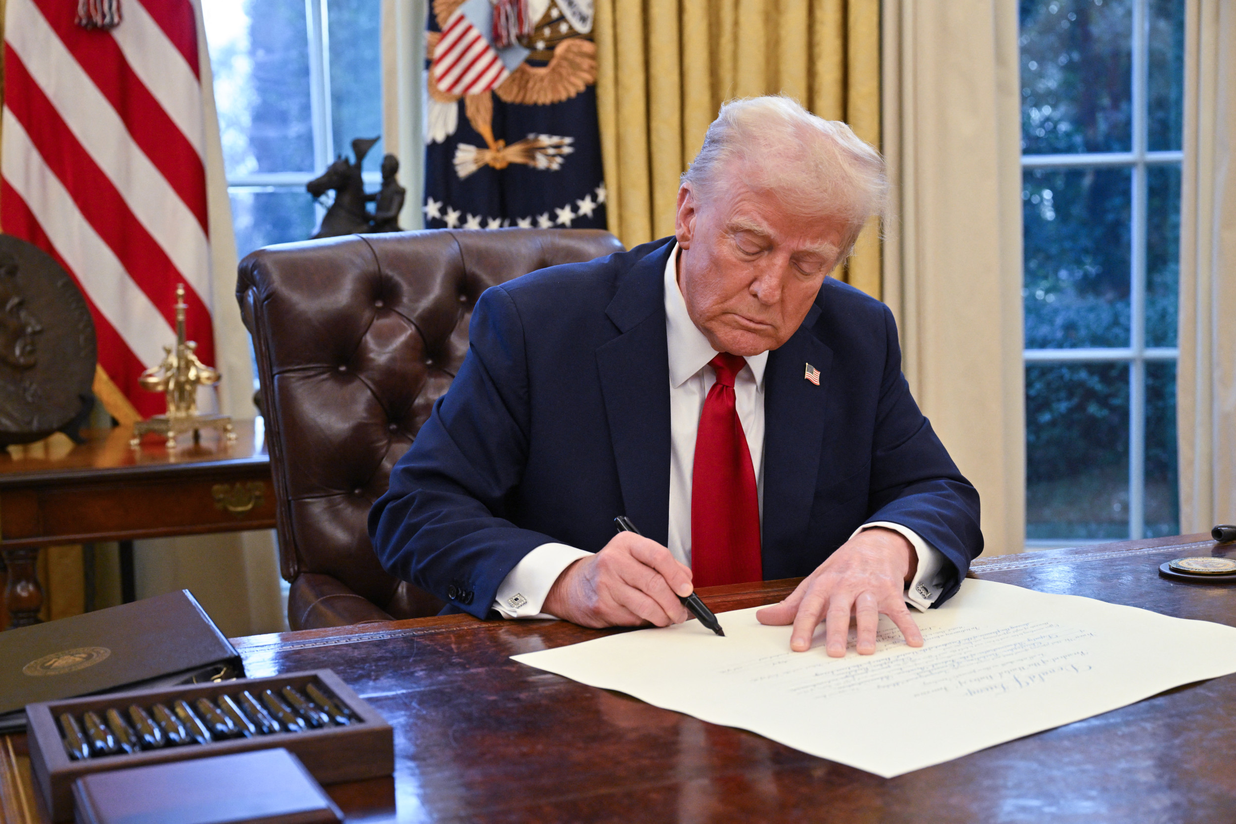 Posthaste Impact: How Trump's Tariffs Hit Canadian Consumers Posthaste Impact: How Trump's Tariffs Hit Canadian Consumers