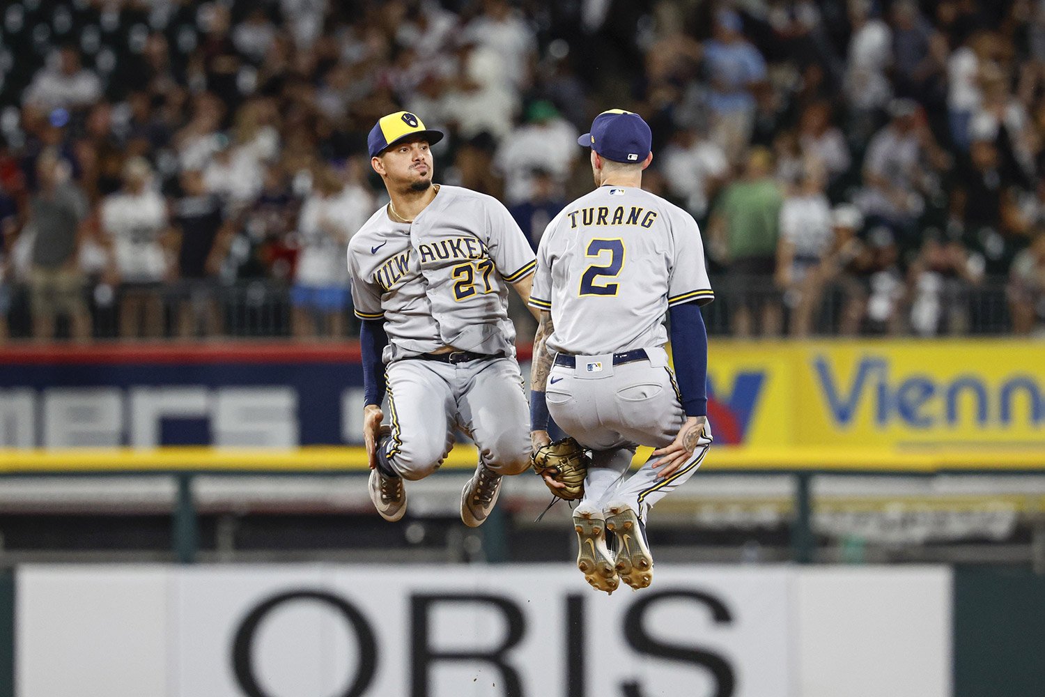 Walk-Off Win For D-backs: Five Runs In The Ninth Beat Brewers Walk-Off Win For D-backs: Five Runs In The Ninth Beat Brewers