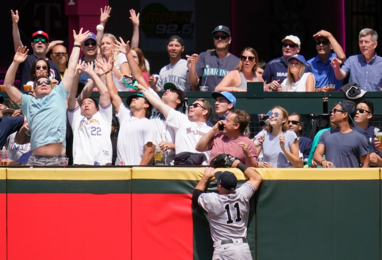Yankee Broadcaster Faces Backlash After Unnecessary Mariners Jabs Yankee Broadcaster Faces Backlash After Unnecessary Mariners Jabs