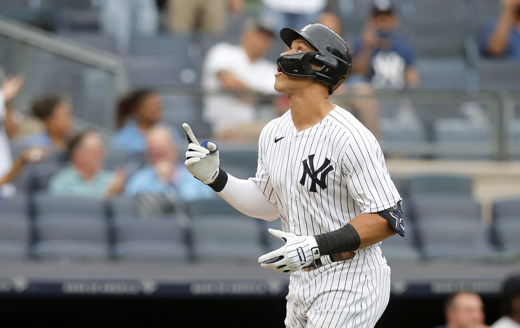 Yankees Smash Team Record With 9 Homers, Judge's 3 Lead The Way
